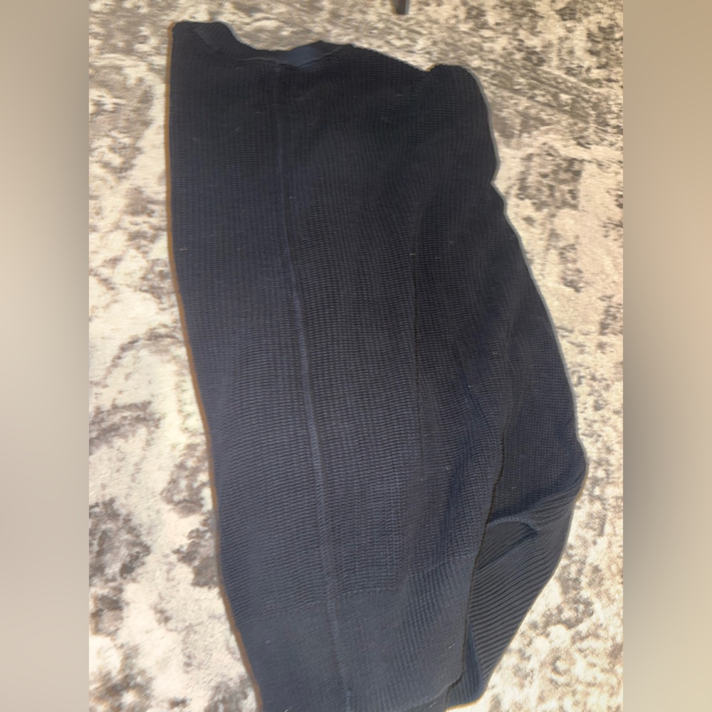 Aerie Beyond Sweater Black - Picture 3 of 10
